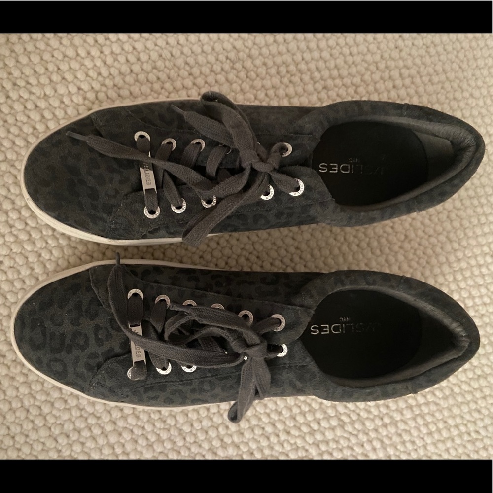 J/Slides Leopard Print Sneakers